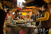 夜市之「蚵仔麵線這邊用」