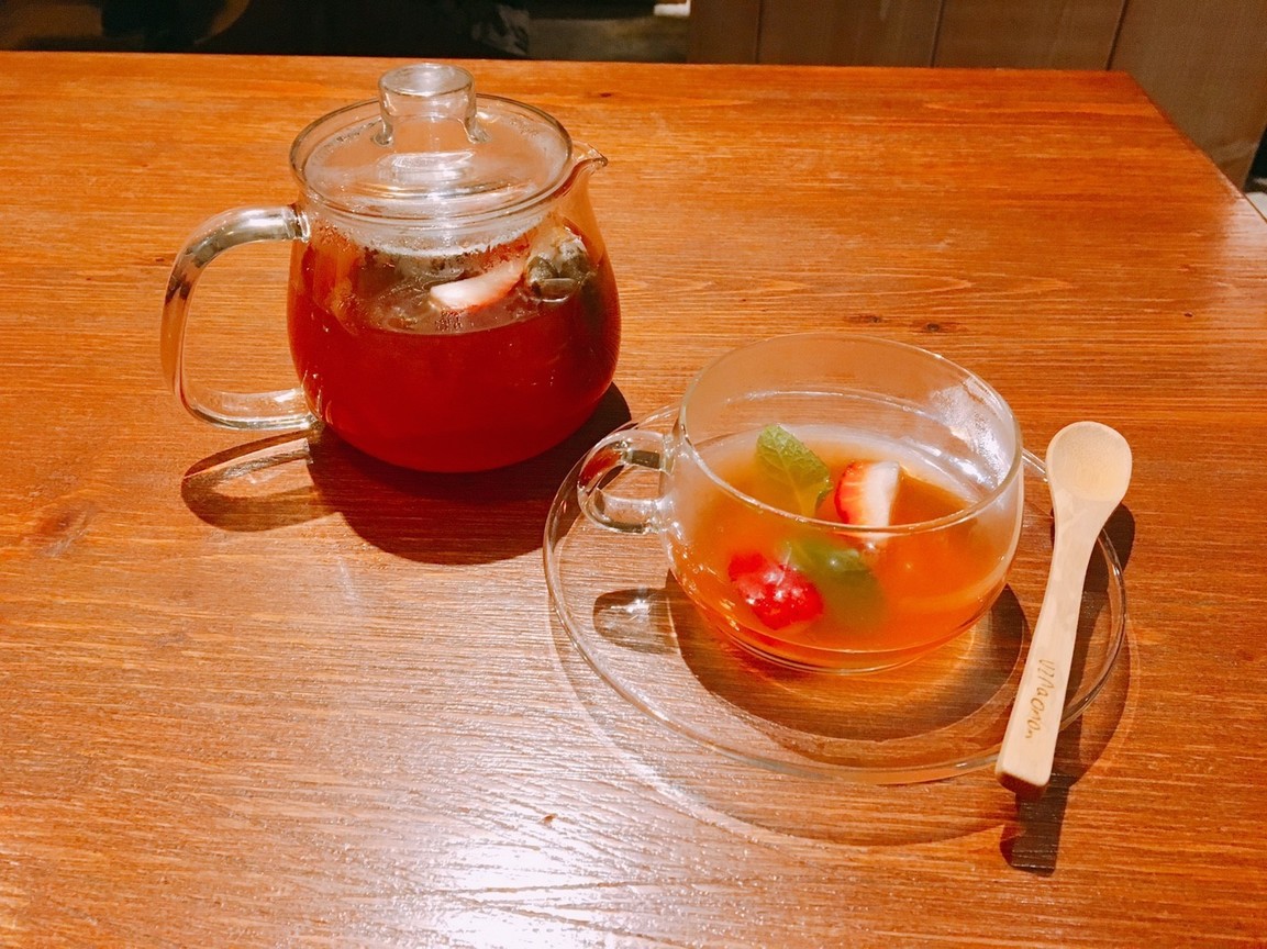 UZNA OMOM 杏桃鬆餅屋