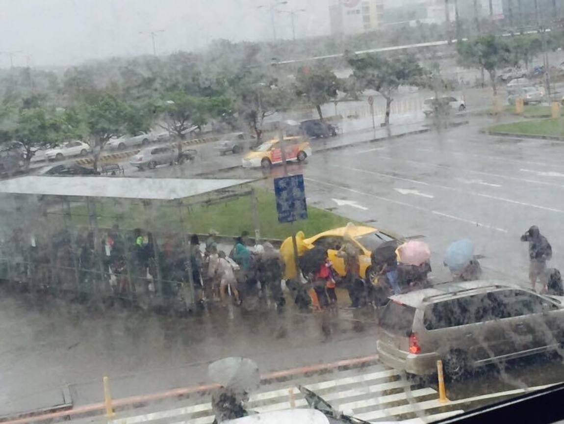 突然間的狂風暴雨