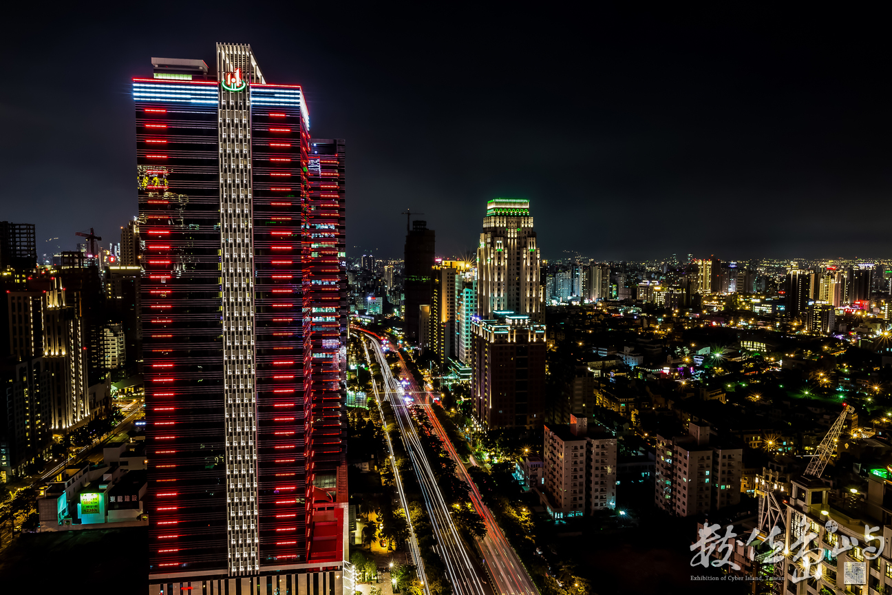 【台中七期建築夜色】