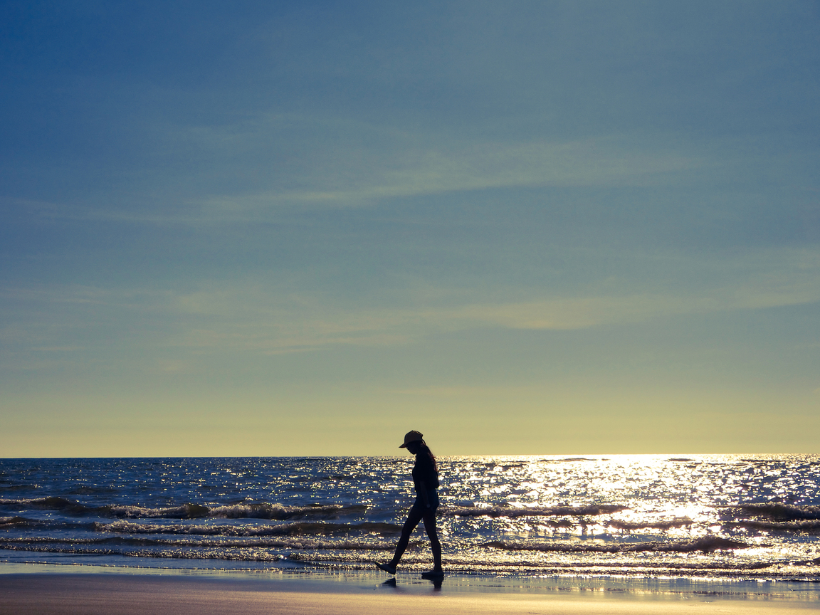 漫步在夕陽西下時