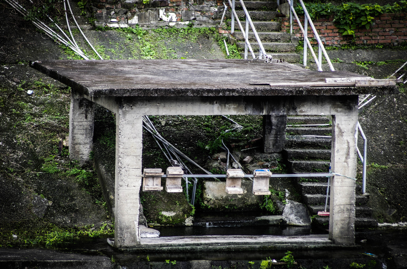 河邊洗衣場