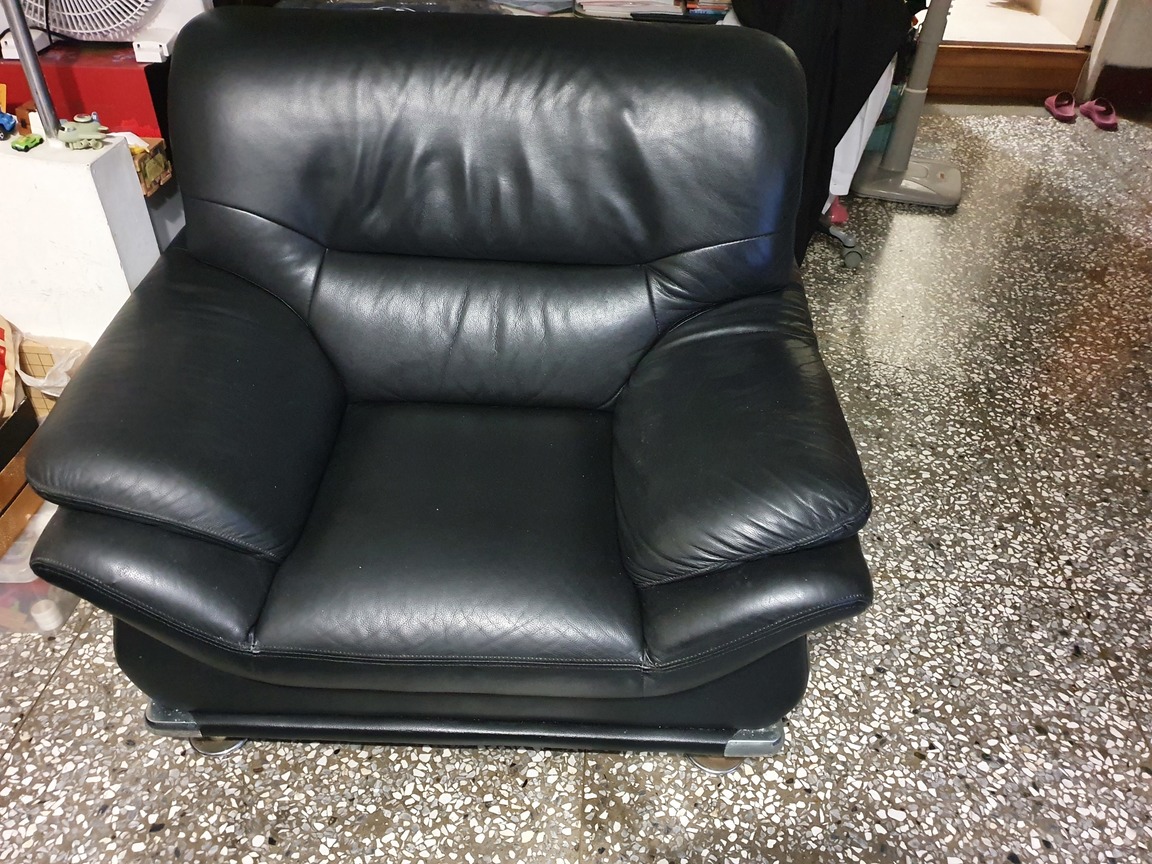 20201027_224634.jpg沙發