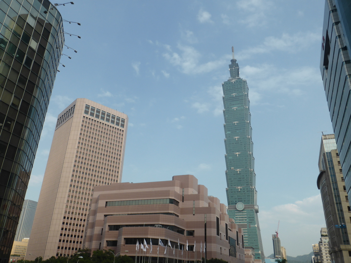 早上上班中的一零一