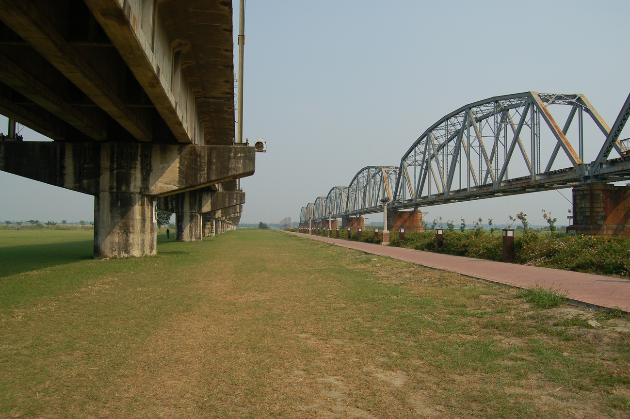 舊鐵橋