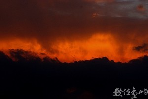 晚霞火燒山12-嘉義市上空-20070828-賴鵬智攝