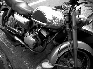 停在郵局前面,我好想騎走