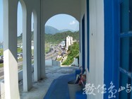 藍白色調的咖啡館