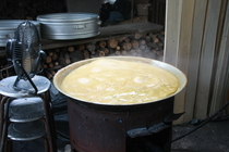 手工蔗香黑糖製作