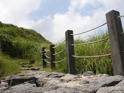 20100816 七星山金字塔探祕