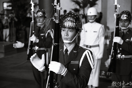 衛兵交接 - 軍職