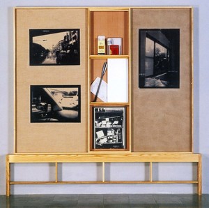 窗前 By the Windows