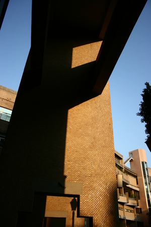 淹沒在城市裡的校園之十二