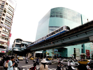 人來人往逐名利