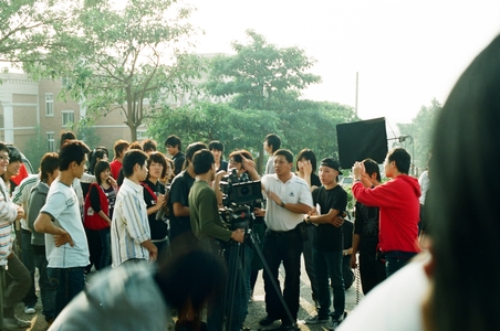 2008數位島嶼攝影比賽-校園【影視圈的孩子們】作者：王寶仁