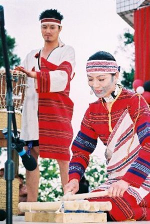 賽德克族少男少女