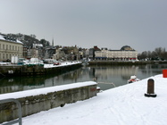 積雪的Honfleur