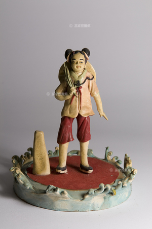 捏麵人(底下有海波浪的)