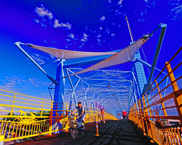 台灣鐵路公路交通景觀