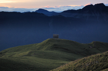 黎明前北峰上望反射版
