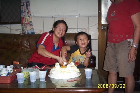 小馬哥歡慶5歲生日