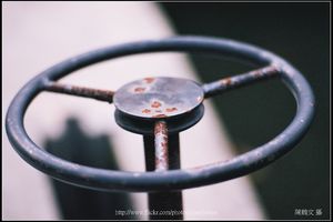 轉盤（測試CONTAX C/Y 100mm F2 的色彩衍譯